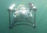 ROV (underwater TV camera Robo)